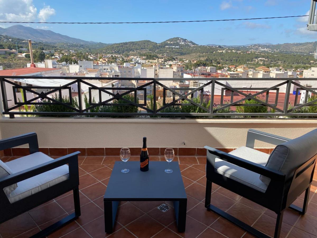 Apartment With Solarium/Terrace. Калпе Екстериор снимка