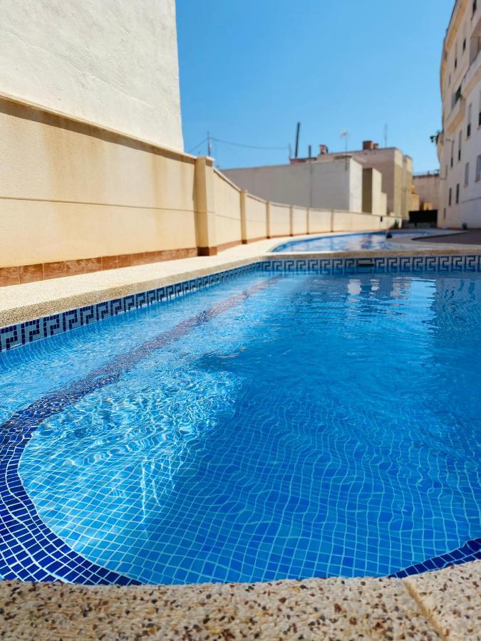 Apartment With Solarium/Terrace. Калпе Екстериор снимка